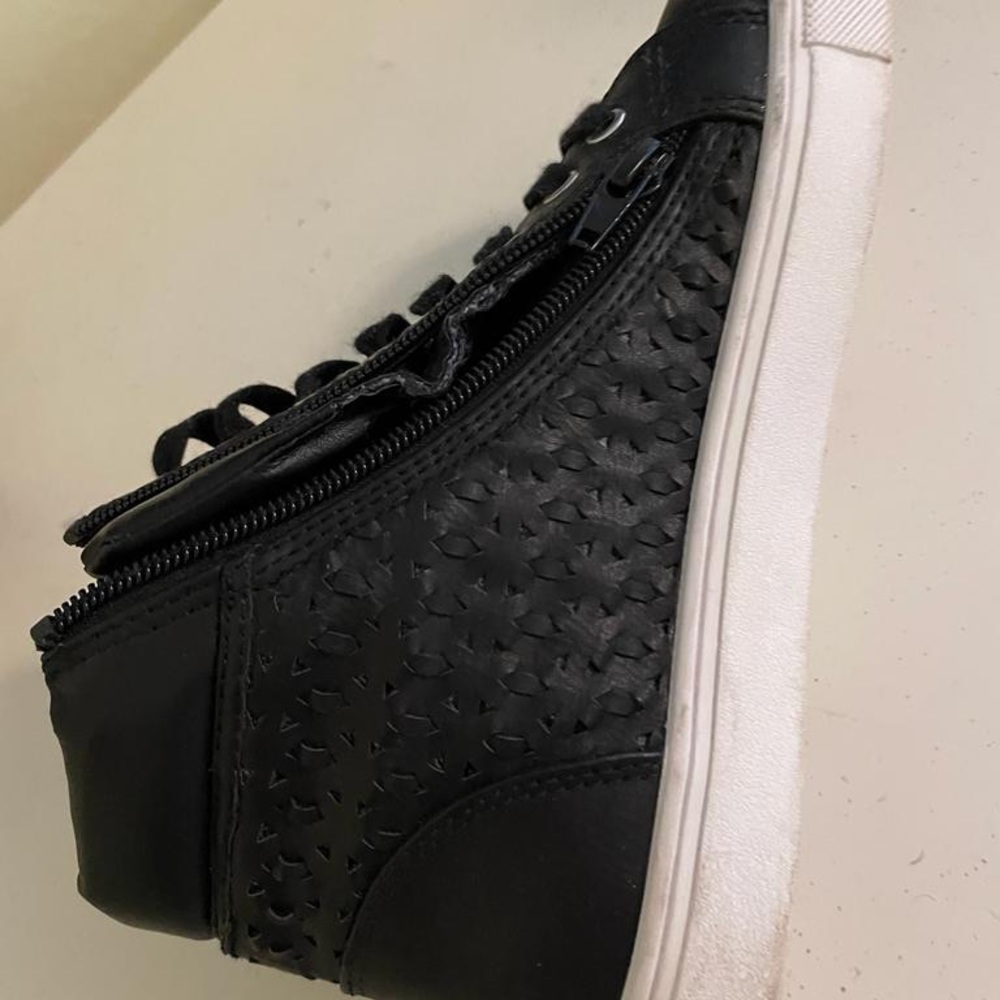 Black Steve Madden High-Top Sneakers - Picture 13 of 16